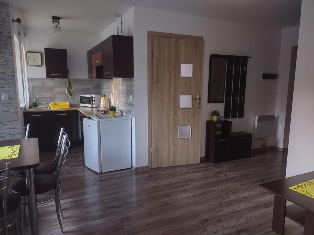Idylla Villa Polom Maly Ngoại thất bức ảnh