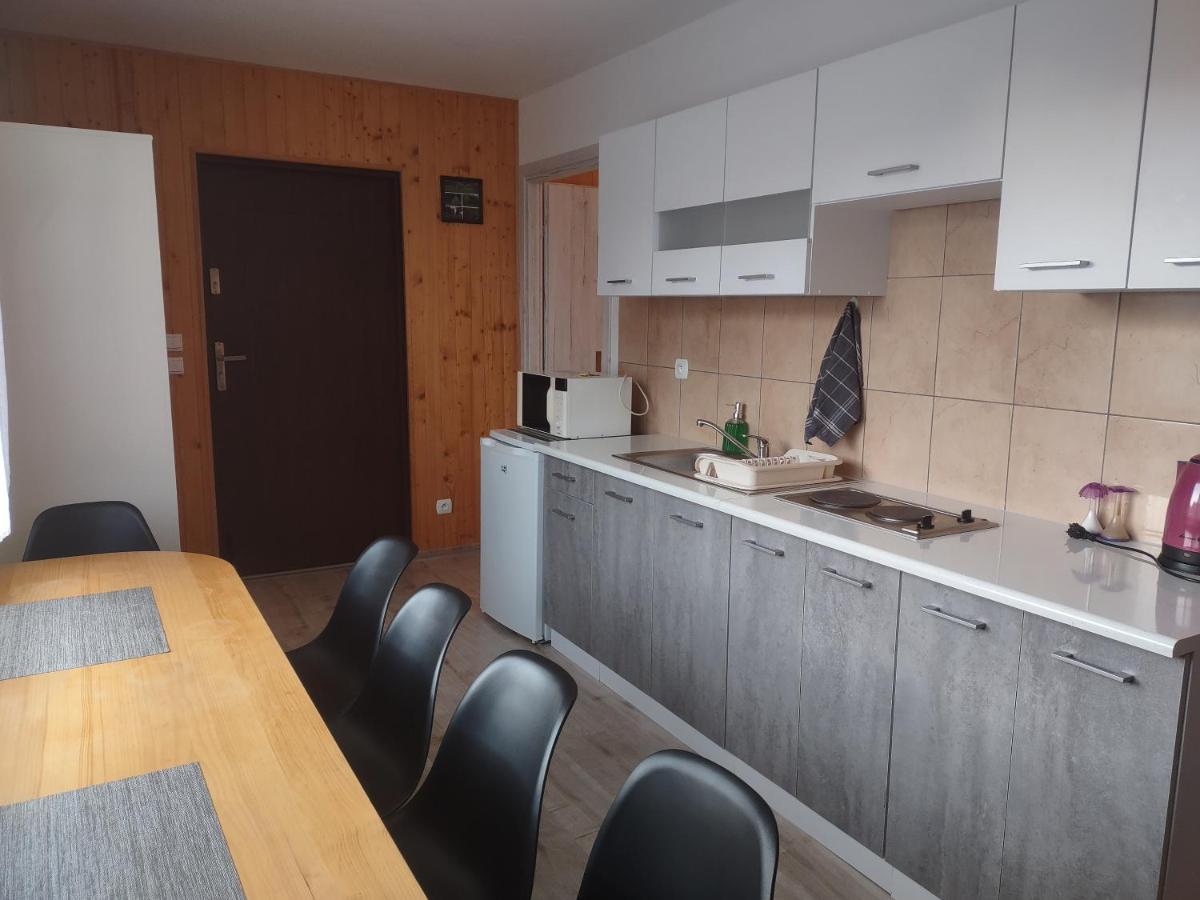 Idylla Villa Polom Maly Ngoại thất bức ảnh