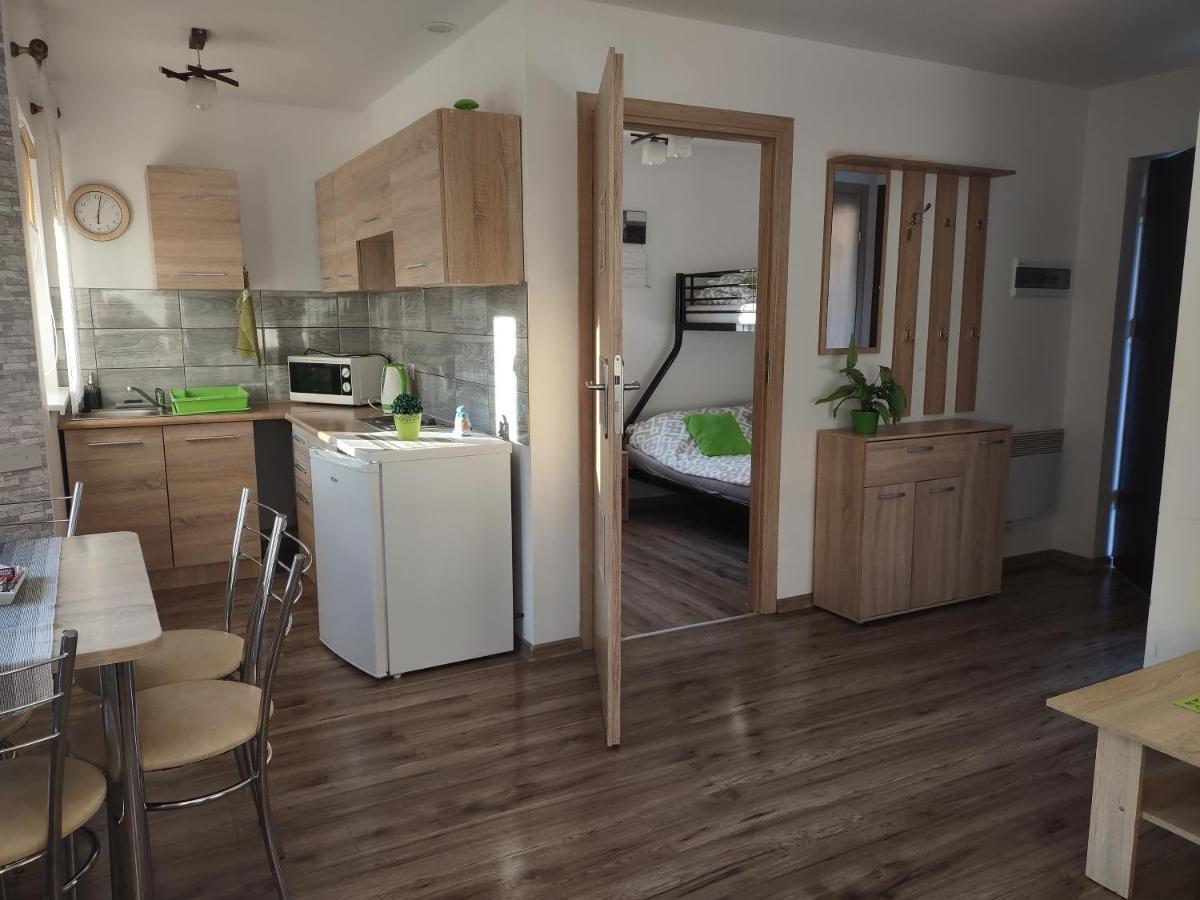 Idylla Villa Polom Maly Ngoại thất bức ảnh